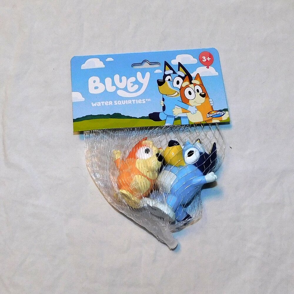 Bluey Bath Toys Pool Water Squirters Bingo 2 Figure Dogs Disney Junior NEW
